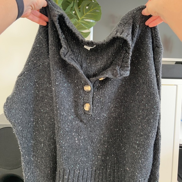 American Eagle Outfitters Sweaters - American Eagle Sweater